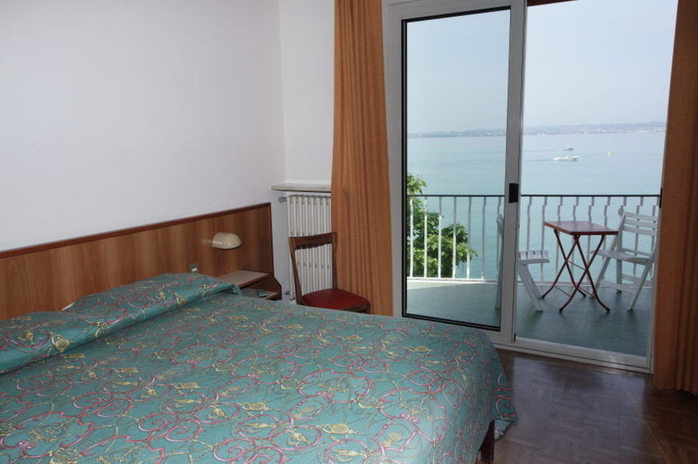 Hotel Giardino Sirmione Dış mekan fotoğraf